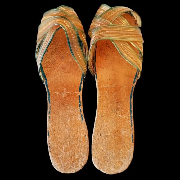 Rare 1940s Philippines Wedge Sandal Childs Shoe Hand Painted Carved Wood WWII - Picture 7 of 9